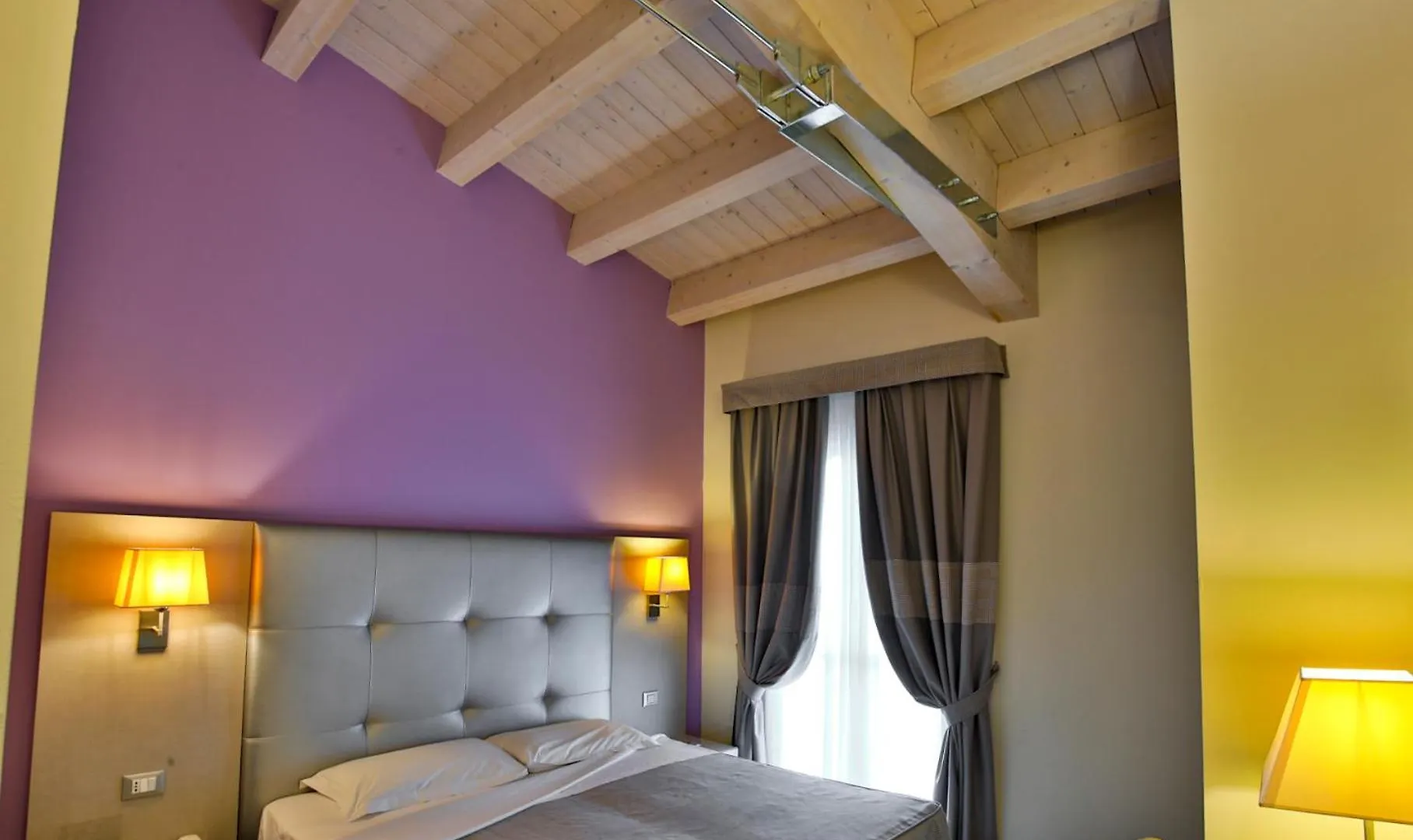 Boutique Hotel Calzavecchio Casalecchio Di Reno 4*,
